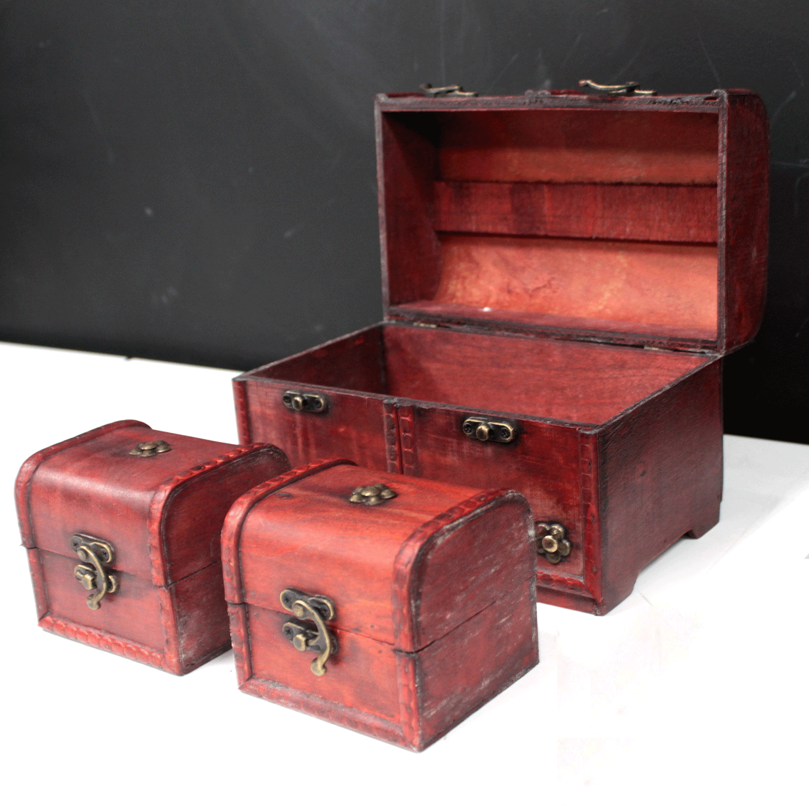 Set of 3 Large Classic Chests